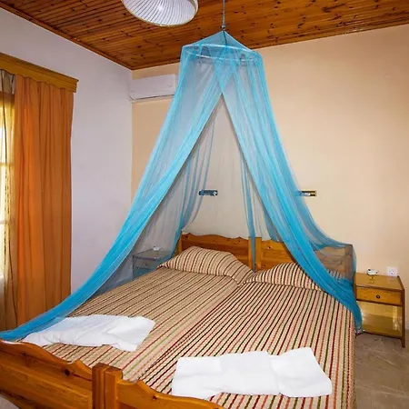 Bungalows Agathi, *